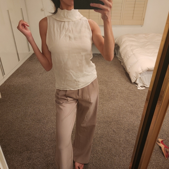 Reformation Cream Silk Blouse - Picture 6 of 11